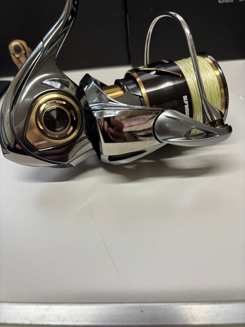 ダイワ　SLP WORKS 22イグジスト PC LT2500 セミオーダー