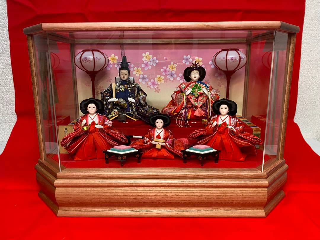 東京久月　雛人形五人飾りアクリルケース入り・間口約５２×奥行約３２×高さ約３５㎝