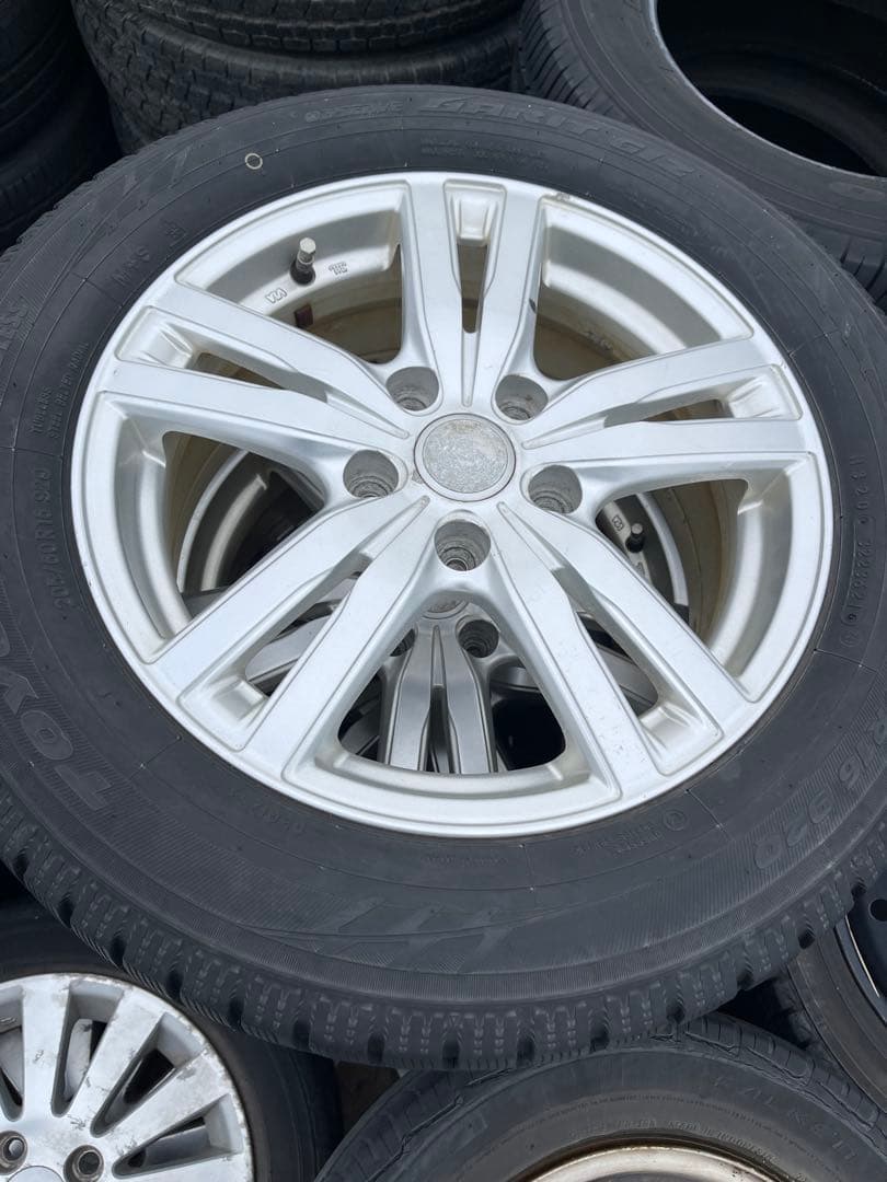 ★★★TOYOスタッドレス205/60R16 92Q 4本タイヤ・ホイールセット