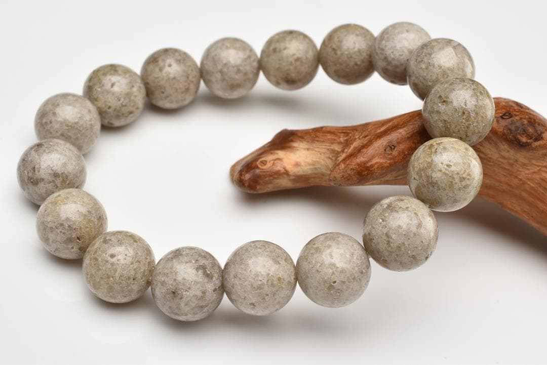 日本銘石 宮崎県産 ニニギ水晶　12mm　天然石ブレスレット パワーストーン