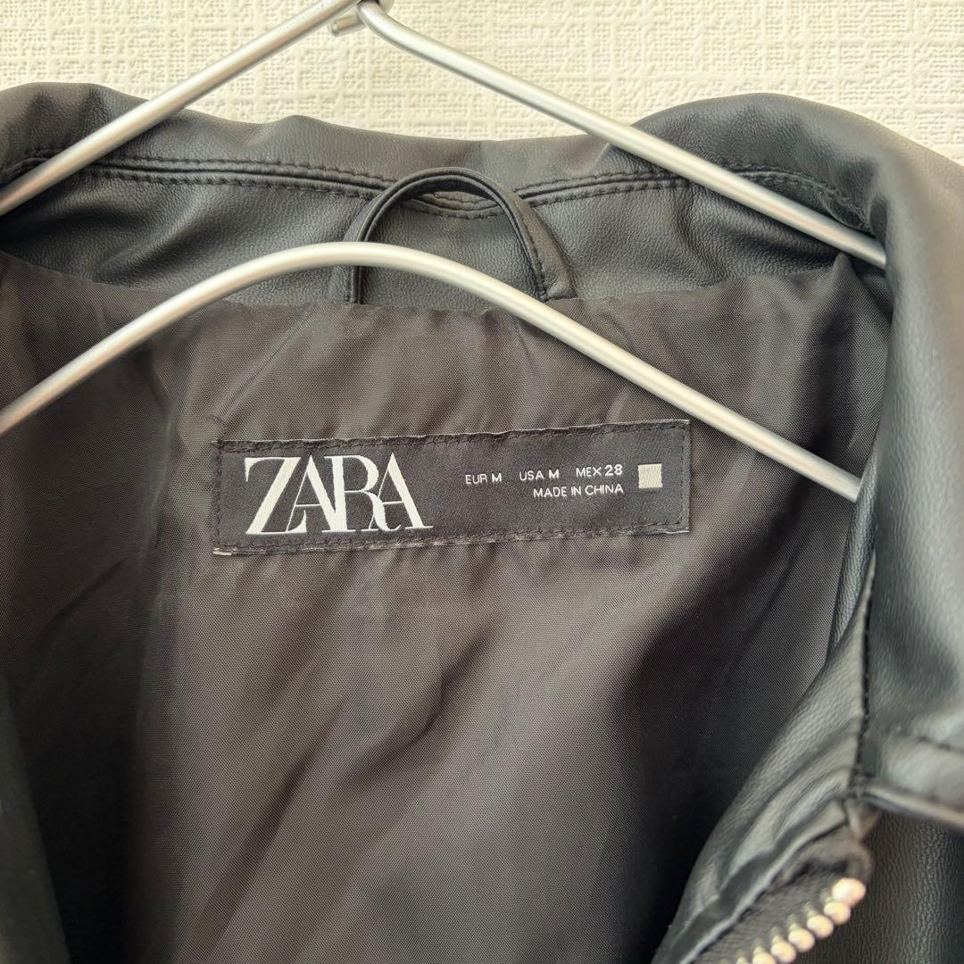 美品　ZARA フェイクレザー　ボンバージャケット　ブラックMサイズ
