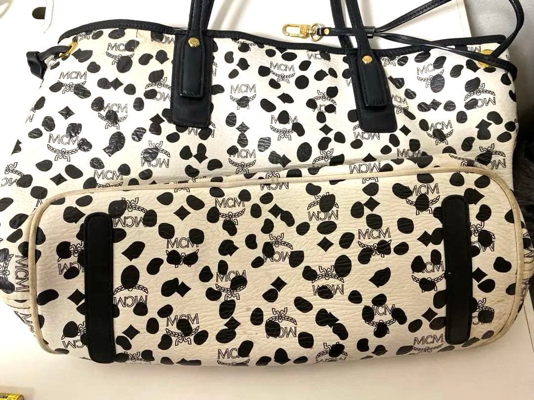 MCM ダルメシアン ポーチ付 A4収納可能トートバッグ