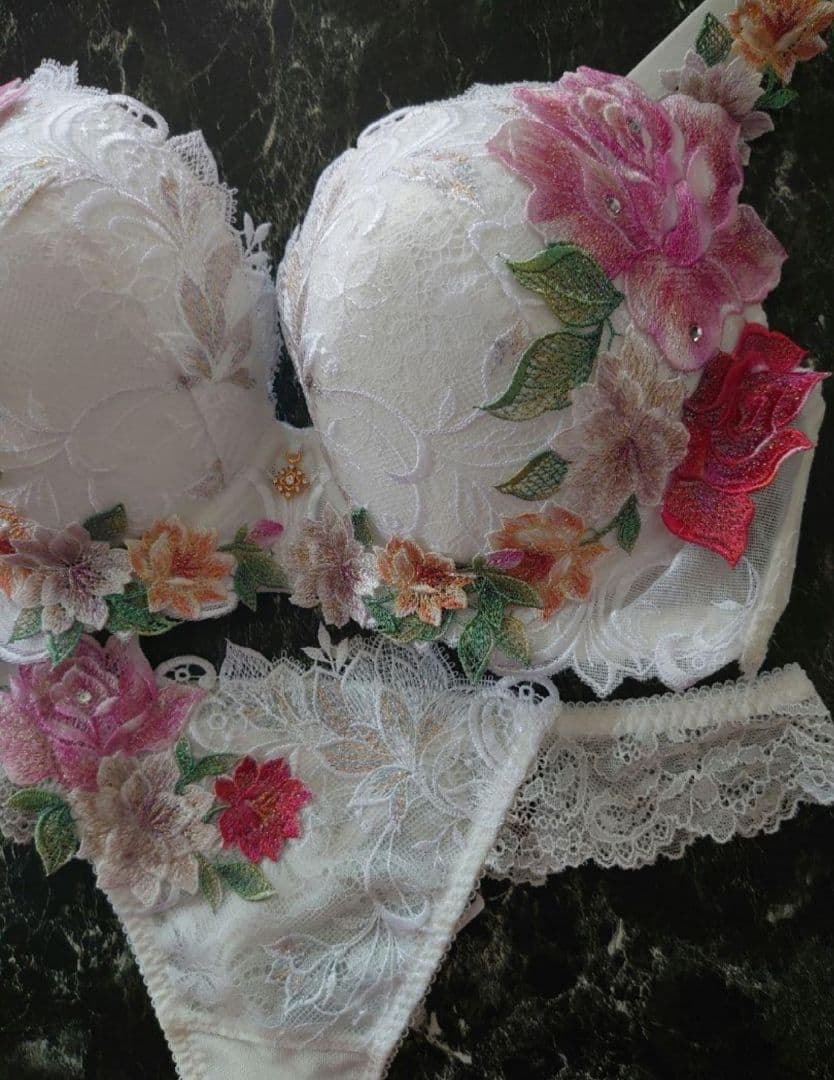 サルート☆店舗限定☆ 09G F70 & ソングM IV