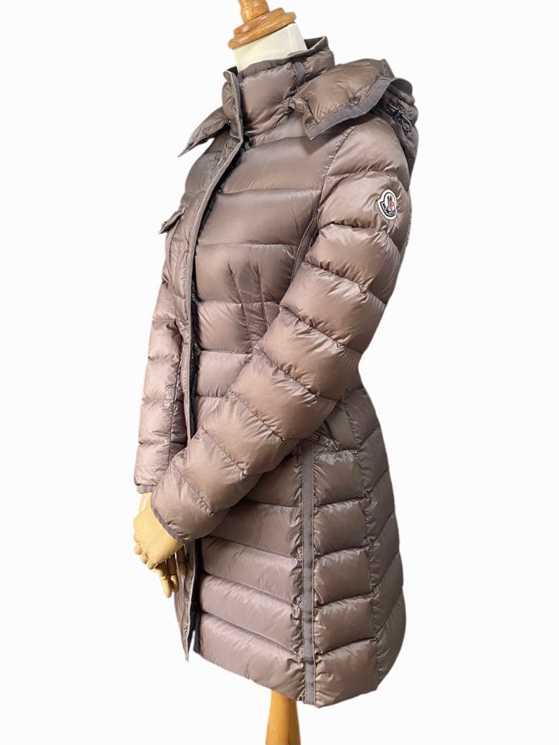 めんま＊MONCLER モンクレール＊高級エルミンヌ お洒落グレージュ