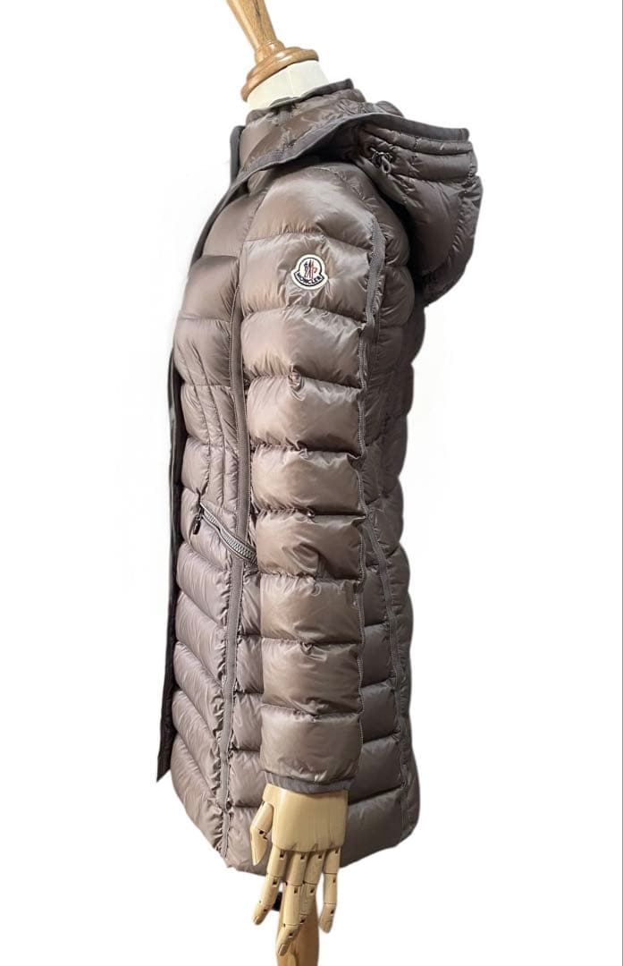 めんま＊MONCLER モンクレール＊高級エルミンヌ お洒落グレージュ