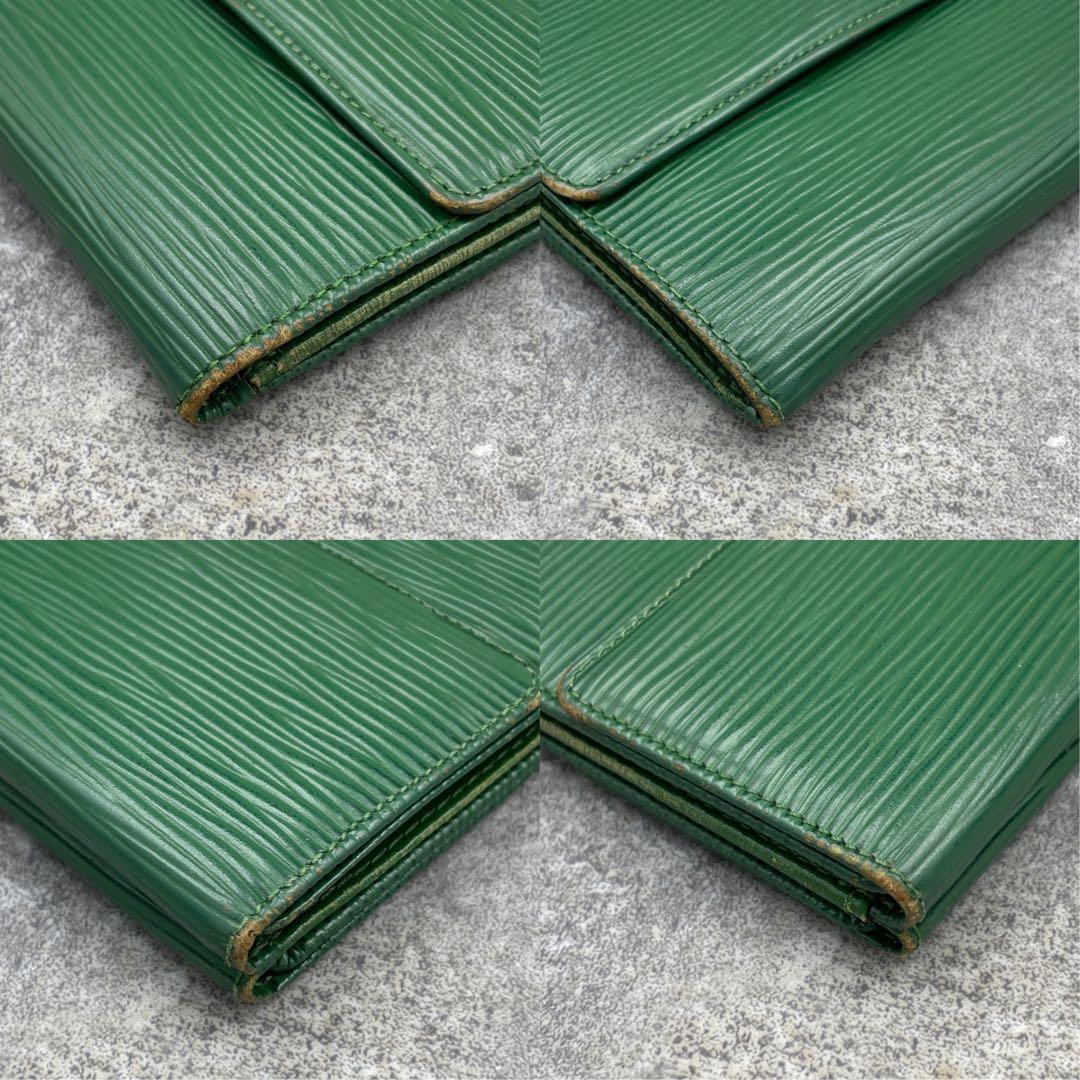 【美品】ルイヴィトン　折り財布　エピ　緑　グリーン　レザー　3つ折り