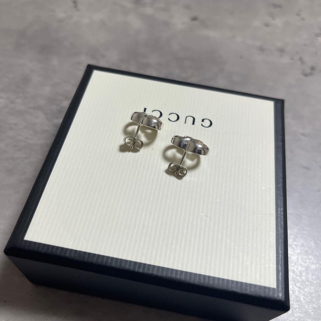り*ょ様 売り切り GUCCI グッチ ハート 両耳 ピアス 925