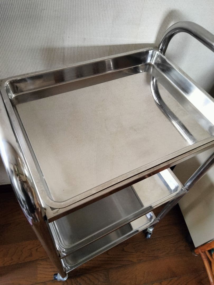 ②鍼灸 ステンレスワゴン ３段 医療用