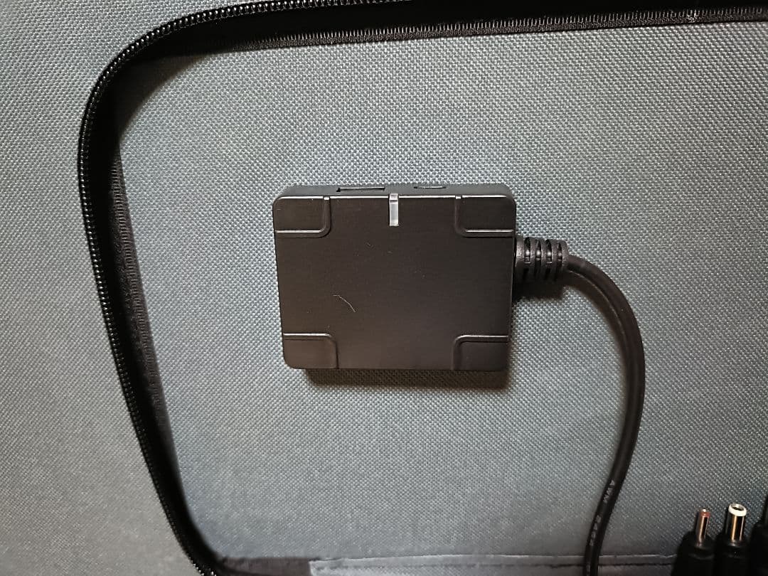 折りたたみソーラーパネル 100W