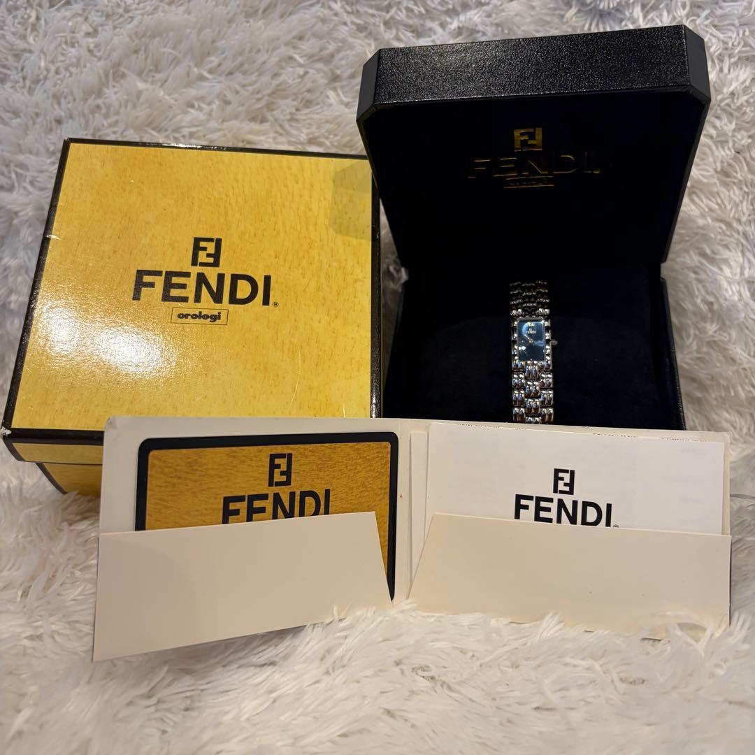 FENDI フェンディ　オロロジ　660L クォーツ　シルバー ブルー