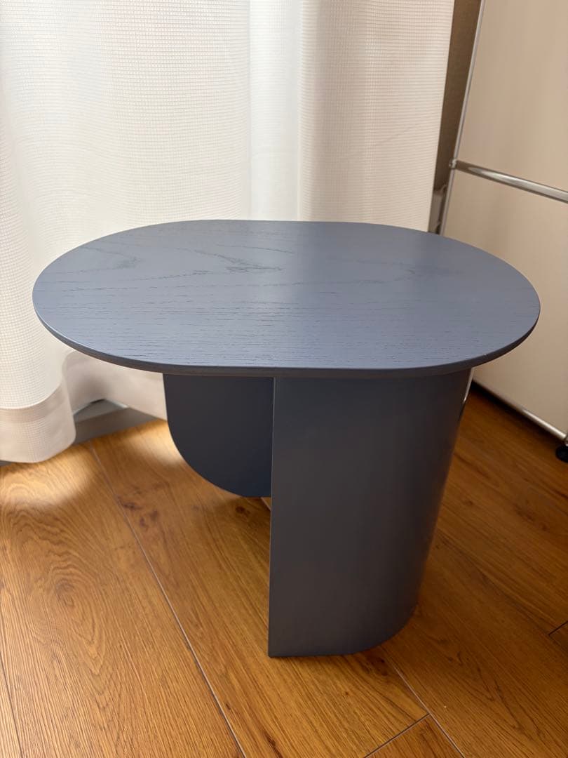 FEST（Amsterdam）Plateau Side table