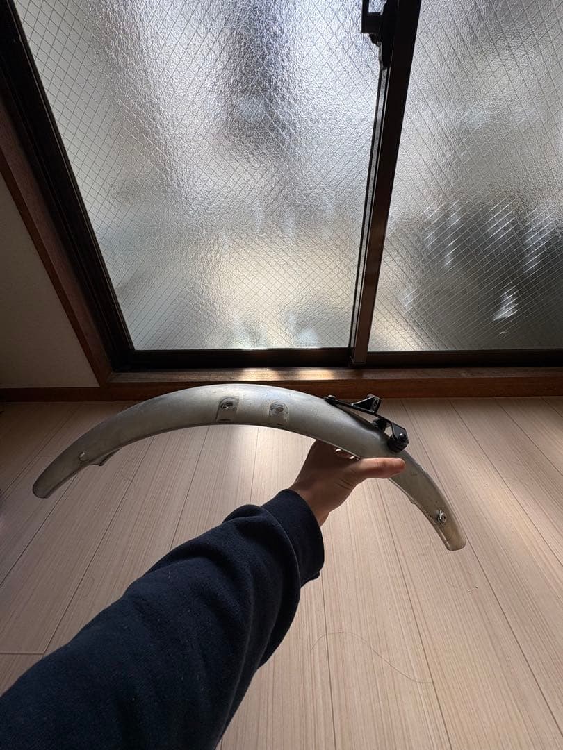 sr400 アップフェンダー