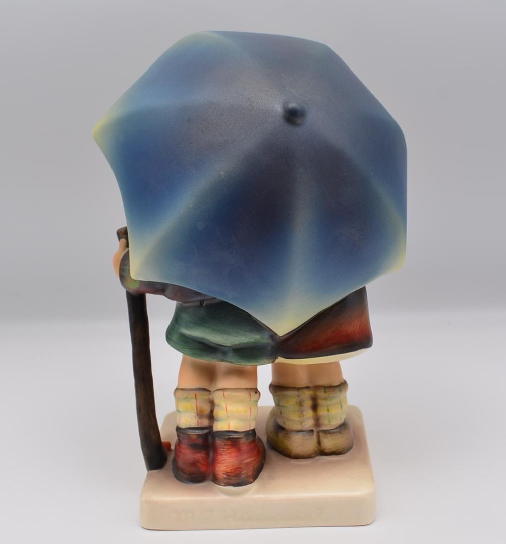 おばあちゃん家に行く／荒れた天気　★フンメル　ドイツゲーベル　ご成約済み