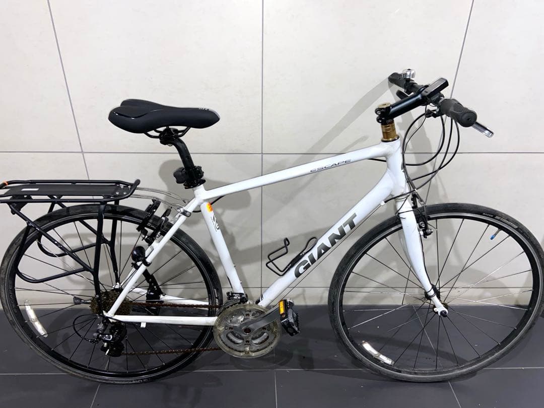 GIANT escape R3クロスバイク　ジャイアント　エスケープrx3自転車