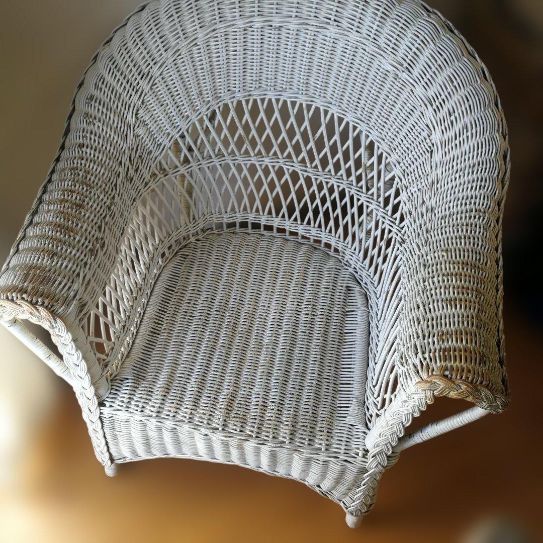 B ホワイトラタン編み込み椅子　籐家具