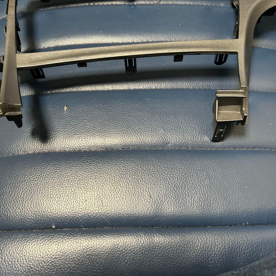 30プリウス(ZVW30)9インチ用ナビパネル