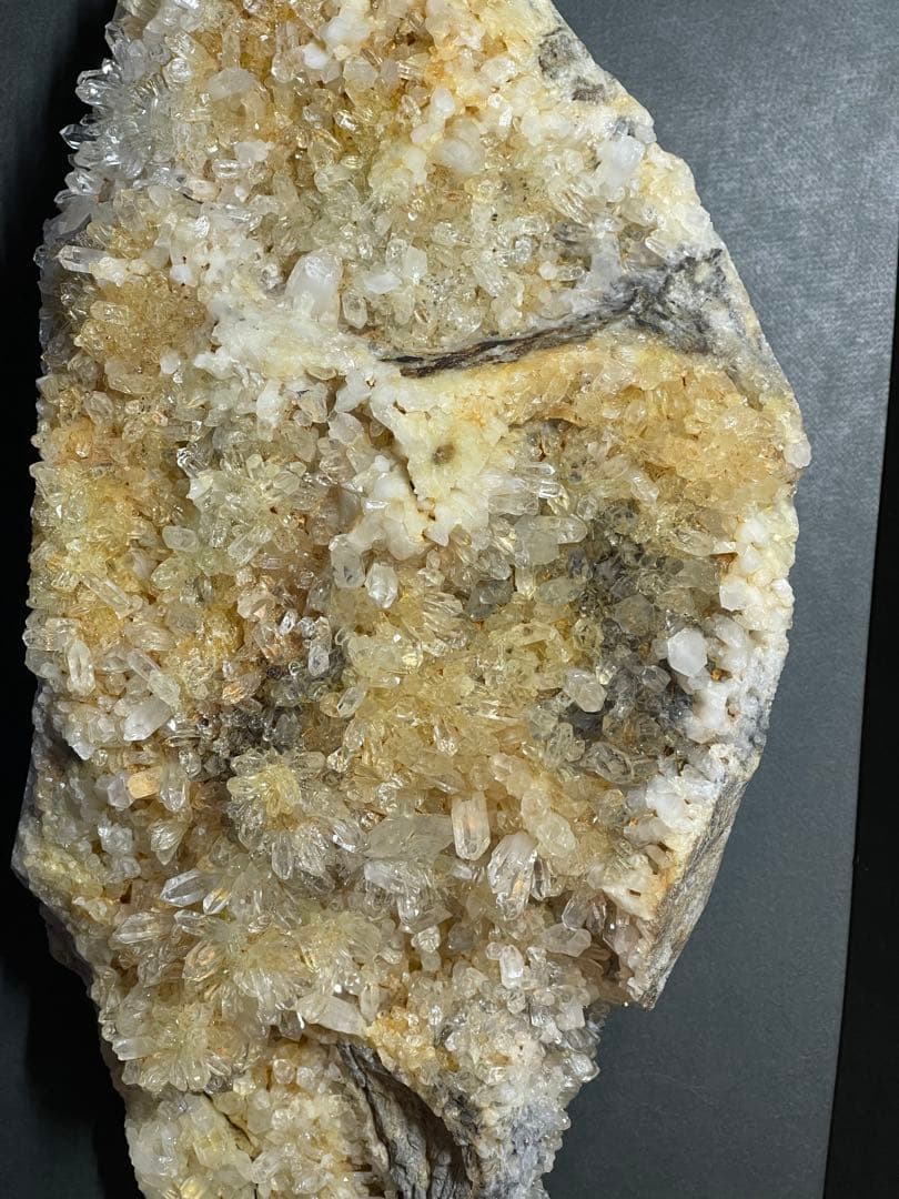 天然水晶クラスター　2.3キロ花咲き水晶クラスター