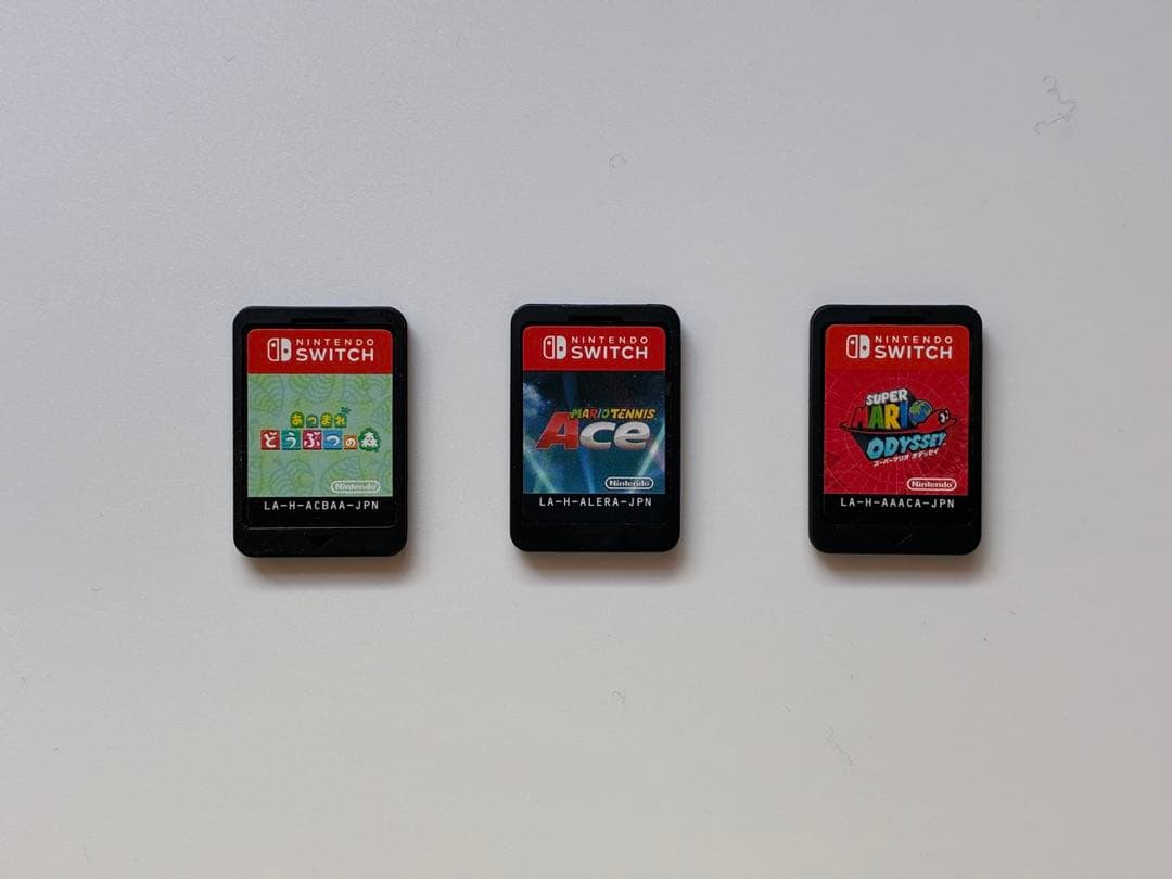 Nintendo Switch グレー 本体+ ソフト3本・キャリーケースセット