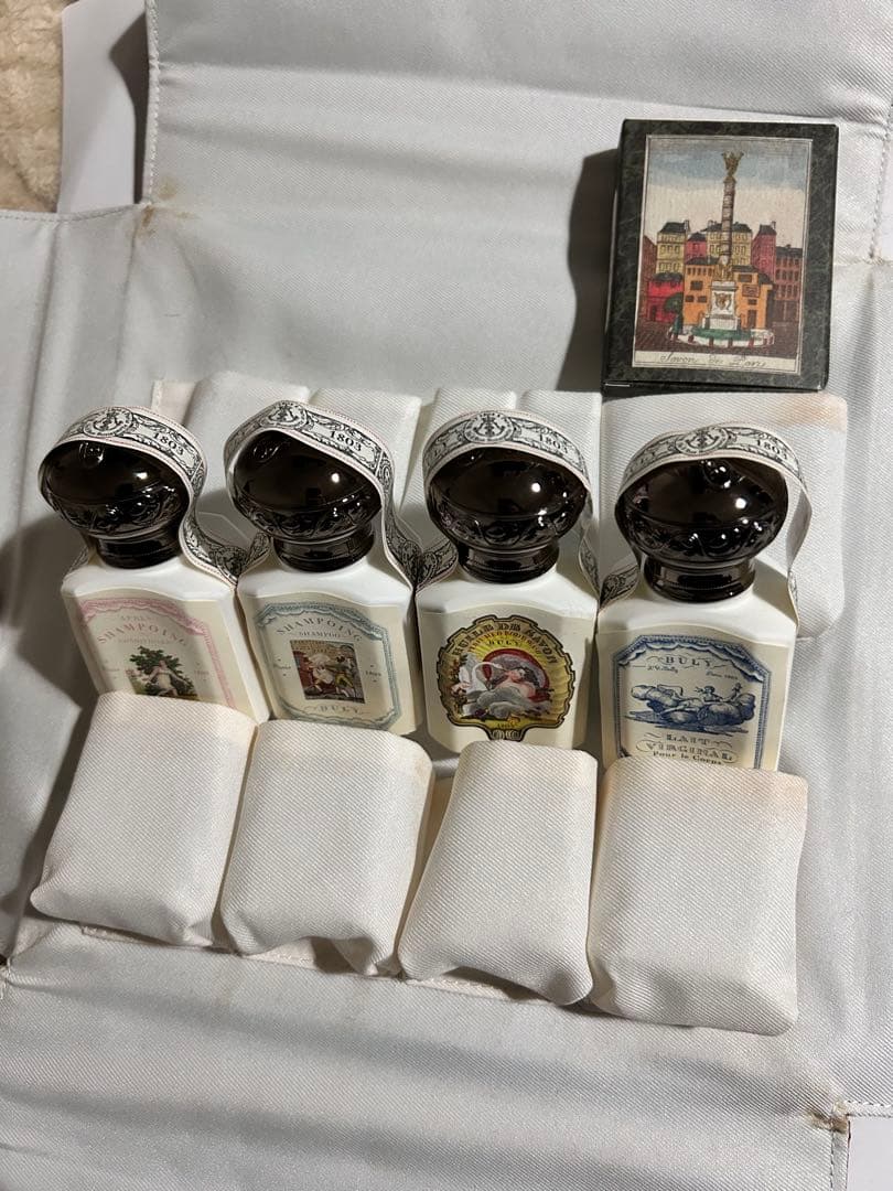 【希少】ビュリー Buly トラベルセット ベロアケース付（観賞用・空瓶扱い）