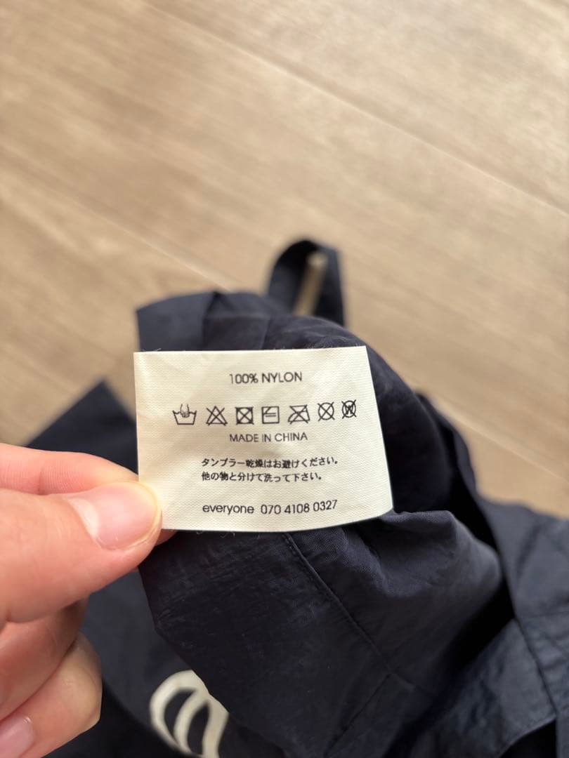 バッグ everyone nylon logo tote bag (NAVY)