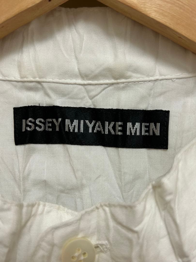 ISSEY MIYAKE MEN ホワイトプリーツシャツ