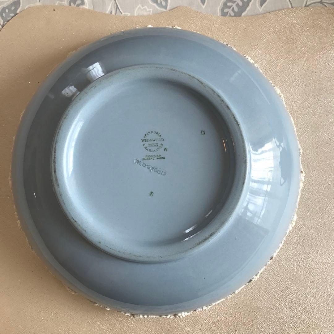ウエッジウッドアンティーク　エンボスドクィーンズウエア　サラダボール