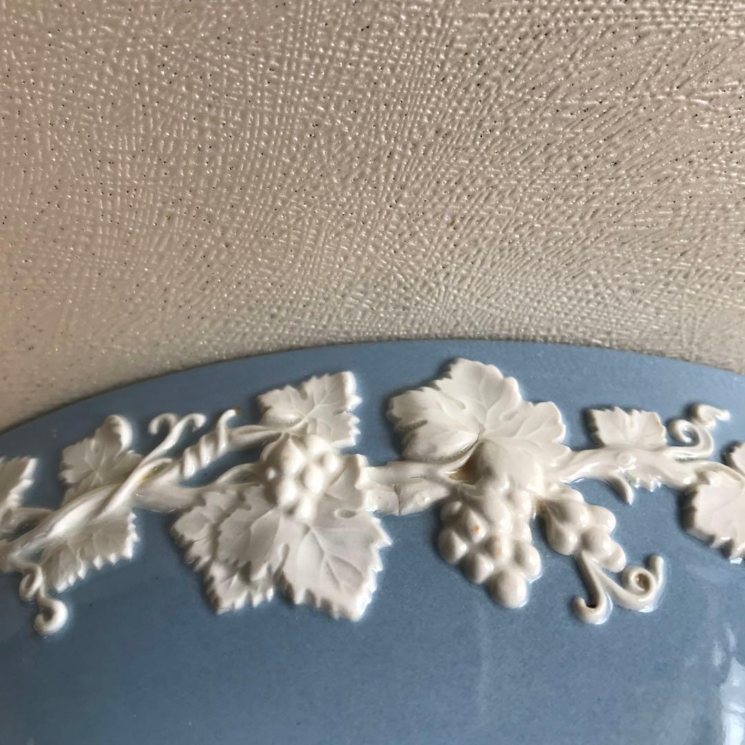 ウエッジウッドアンティーク　エンボスドクィーンズウエア　サラダボール