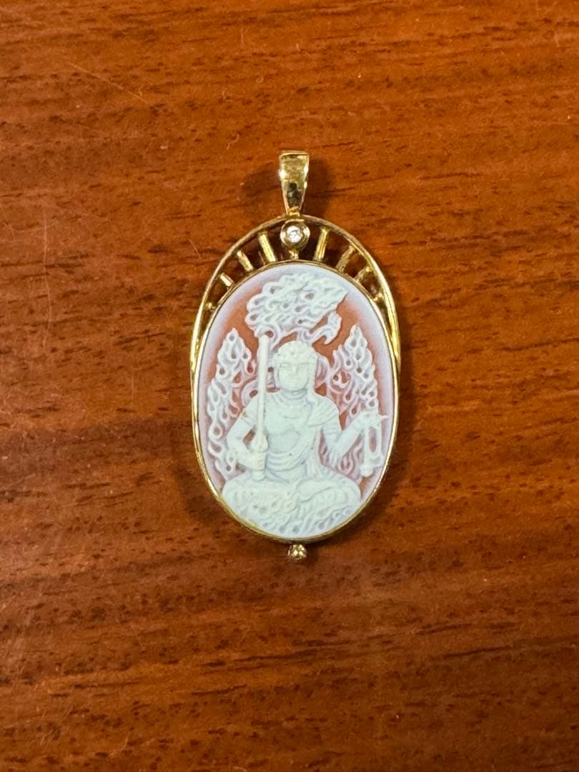 GSTV K18YG ストーンカメオ　ペンダントトップ