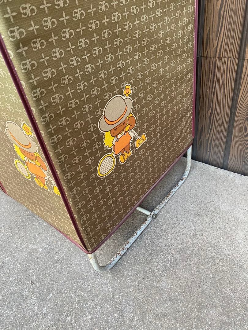 カバー付きワードローブ　レトロ　スチールラック　ビニールクローゼット　ファンシー