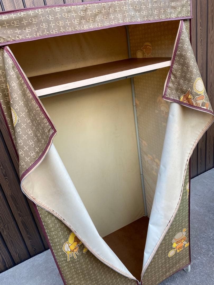 カバー付きワードローブ　レトロ　スチールラック　ビニールクローゼット　ファンシー