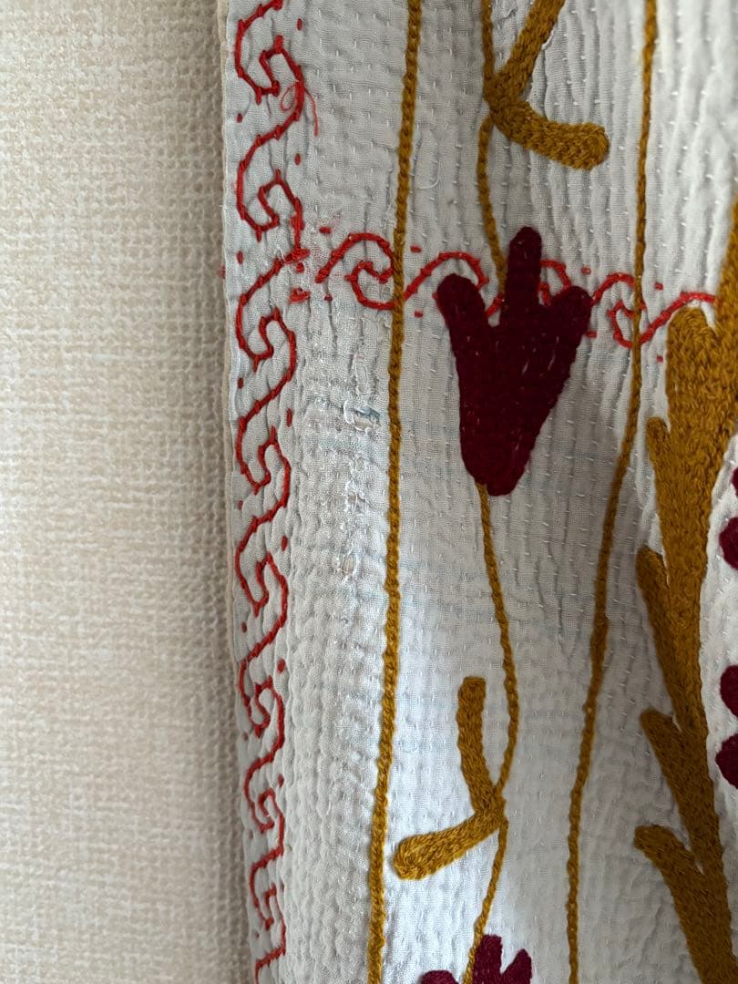 『最終価格』スザニ刺繍カンタキルト　スザニ刺繍　ヴィンテージ　インド　一点もの