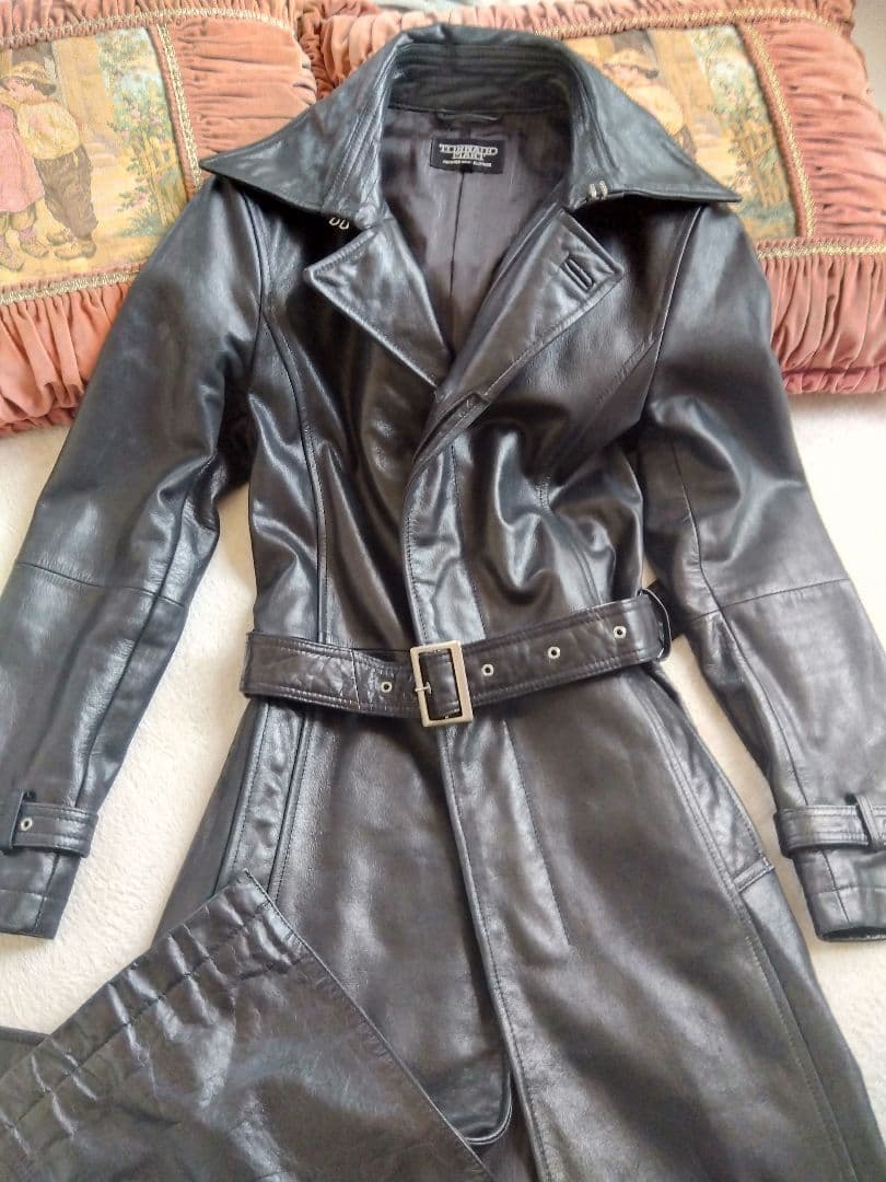 名作　トルネードマート　マキシ丈　レザーコート　状態良好　購入前要連絡