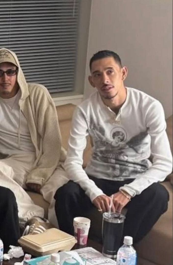 VALLAD 天使グラフィック 長袖カットソー L