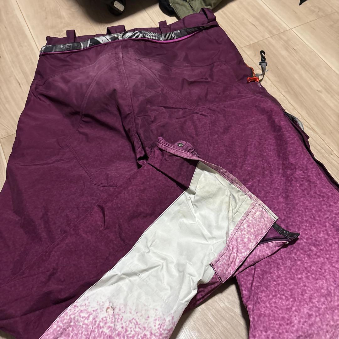 ボルコムvolcom GORE-TEX スノーボード　OMEGA パンツメンズM