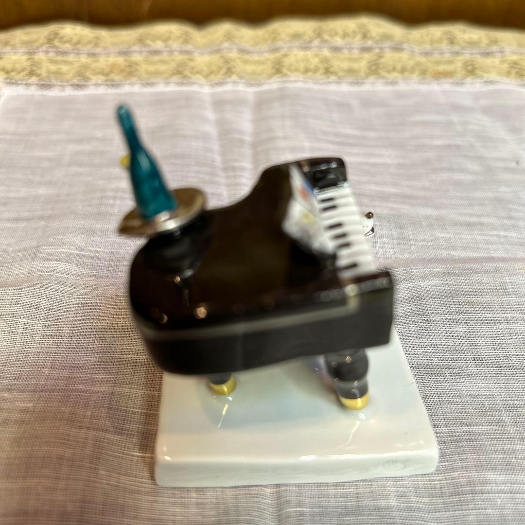 マイセンミュージッククラウン ピアノ奏者とピアノ 手びねり ペーターシュトラング