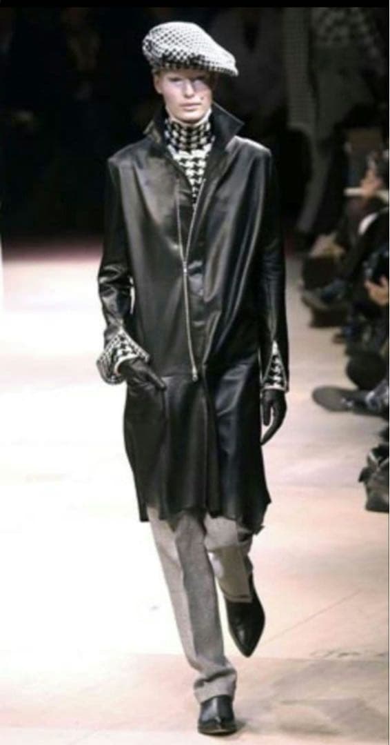 宇*田様 yohjiyamamoto FEMME ハンドカットラムレザーコート