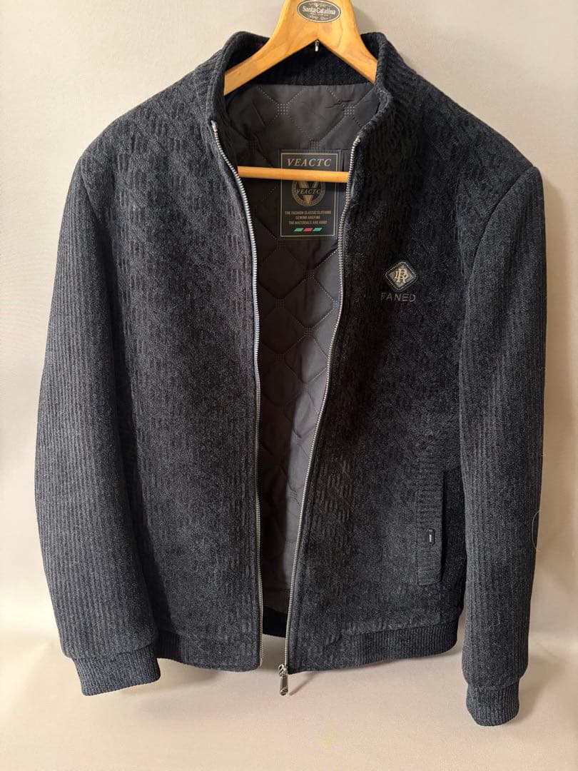 超極暖　イタリア製　カシミア100% VEACTC ジップアップジャケット