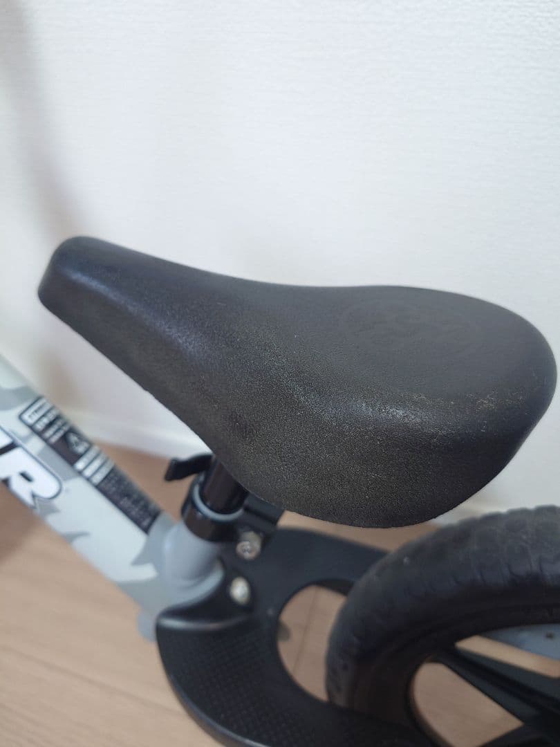 STRIDER〈限定〉神山隆二モデル 12インチ グレー/オレンジ