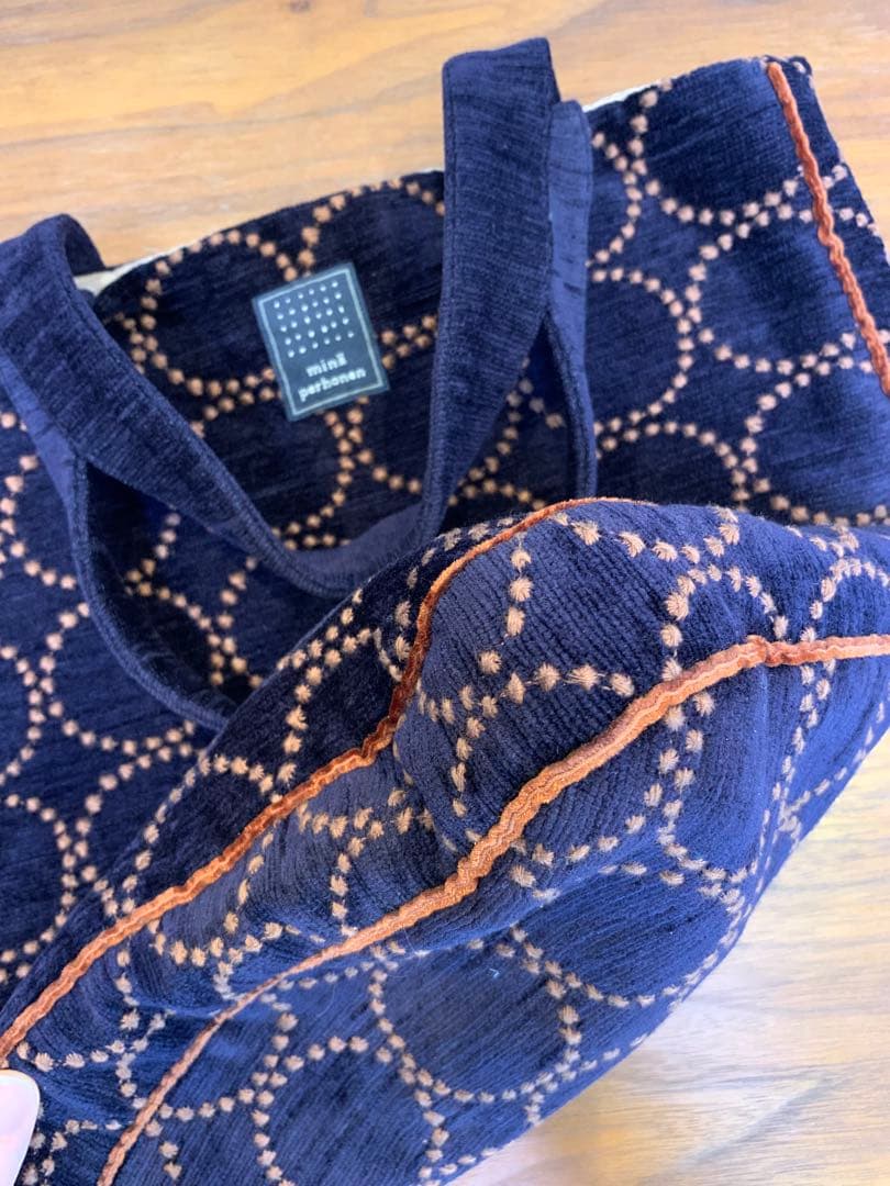 ミナペルホネン　トートバッグ　ネイビー／ピンク　タンバリン　ka9356