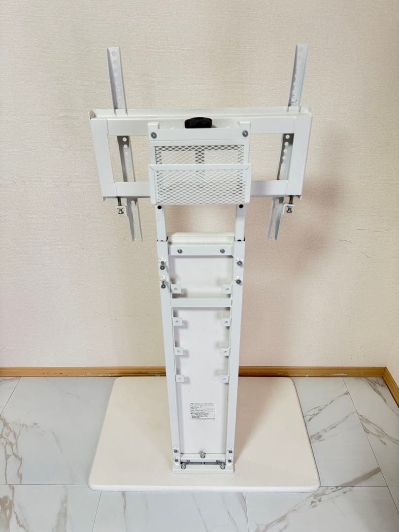 大阪 より 直接取引可能 スタンド式 テレビ台 ホワイト 壁掛け対応 ニトリ