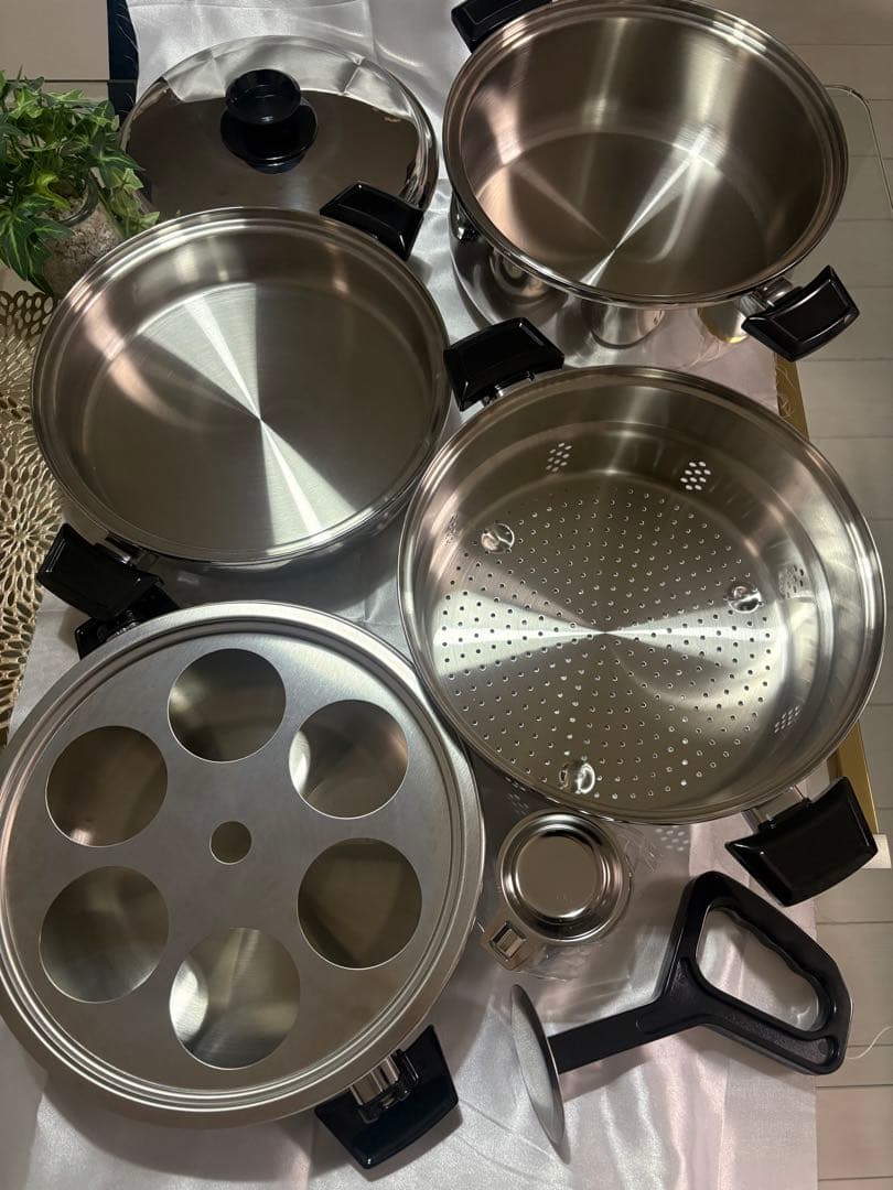  Queenのお鍋セット。全て新品