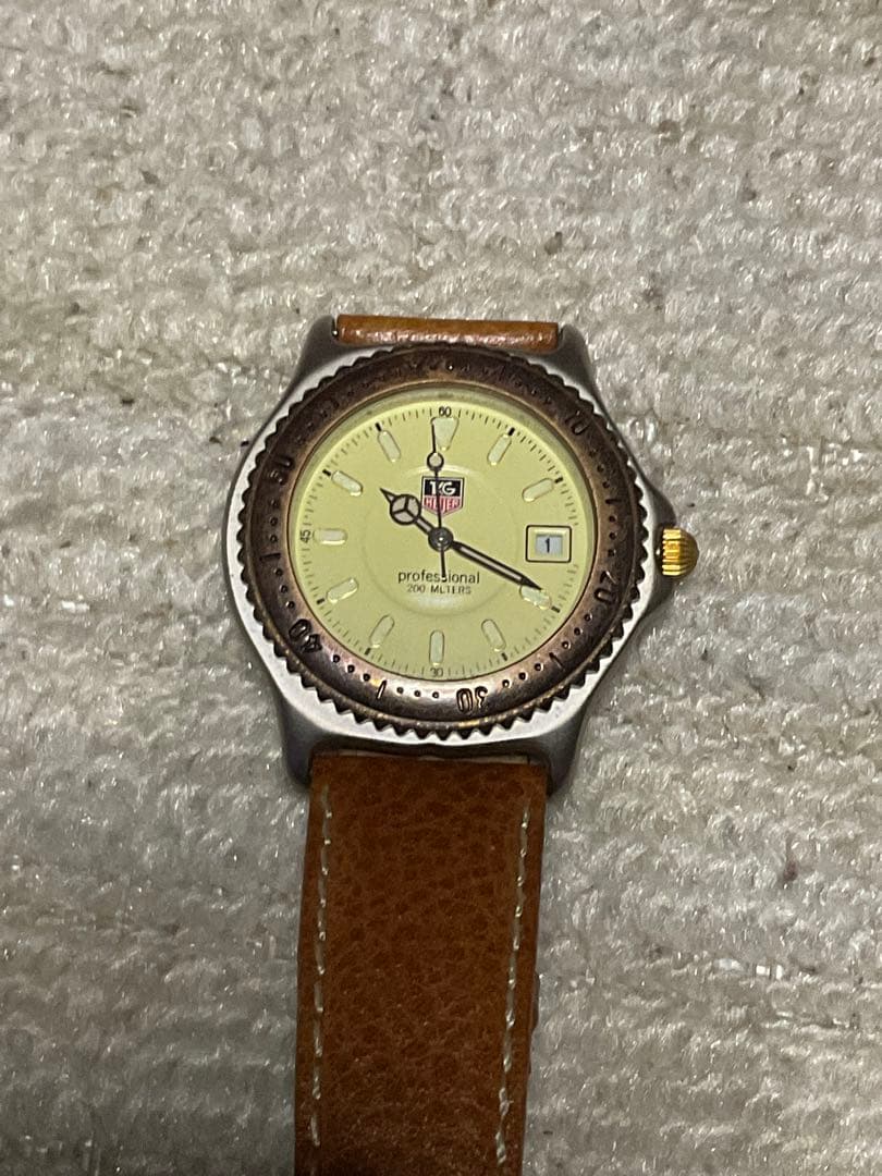 革ベルトばかりの腕時計　6個。タグホイヤー他、SEIKO等。【中古品　電池式】。