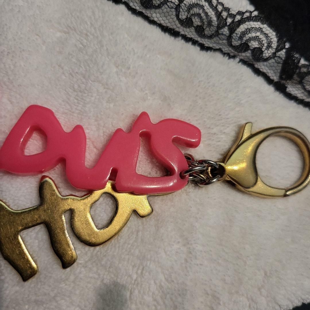 LOUIS VUITTON ロゴキーホルダー