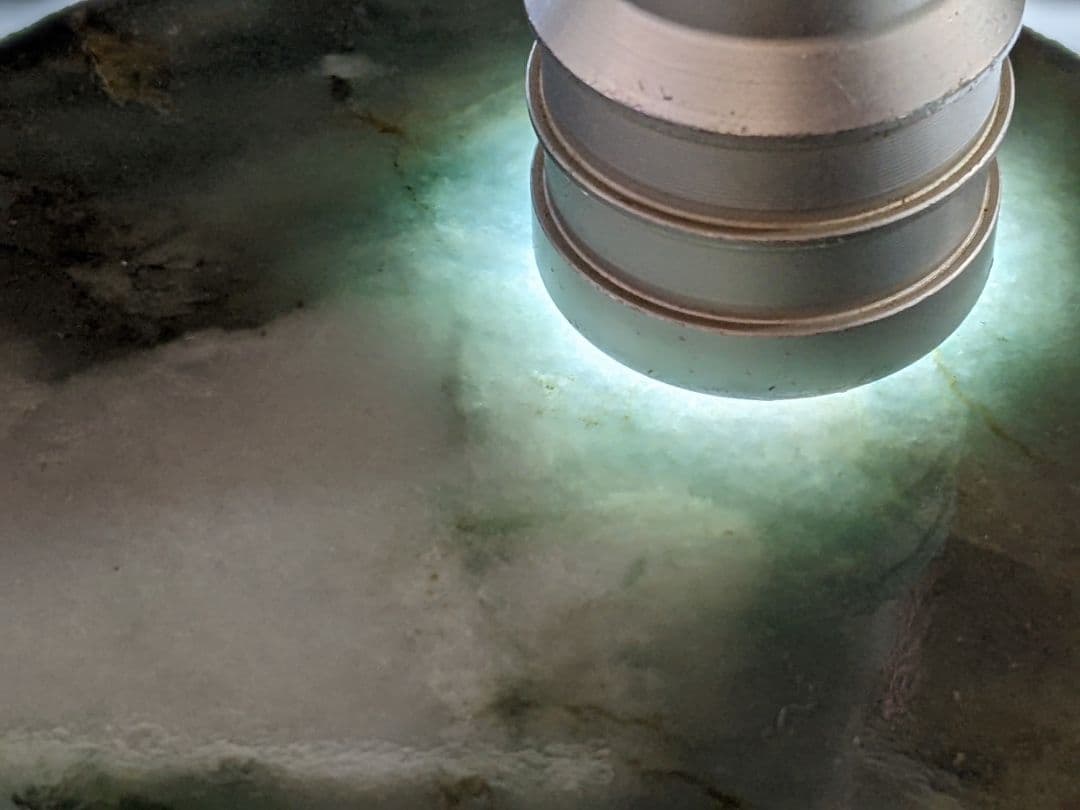 （314）ミャンマー産ヒスイ原石kgオーバー