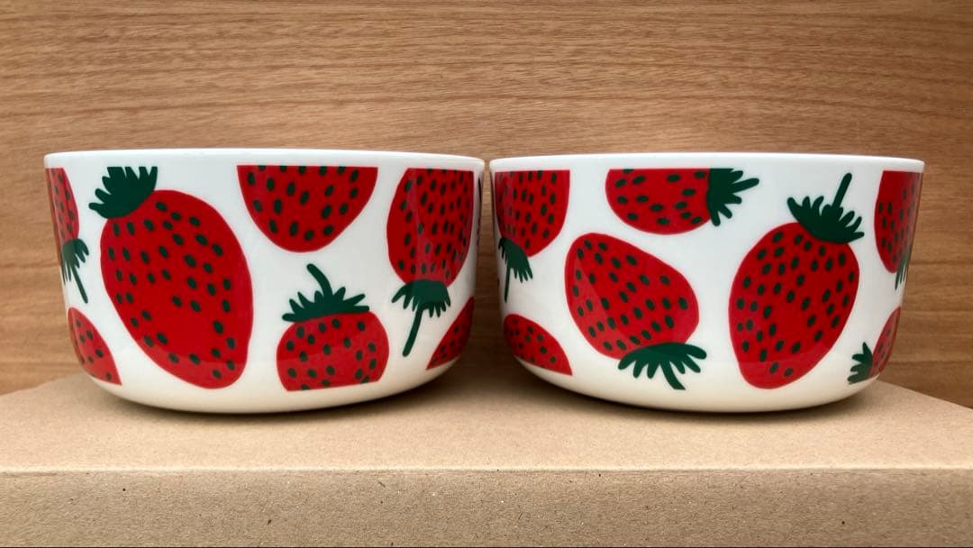 マリメッコ　マンシッカ　レッド　ボウル　2個セット