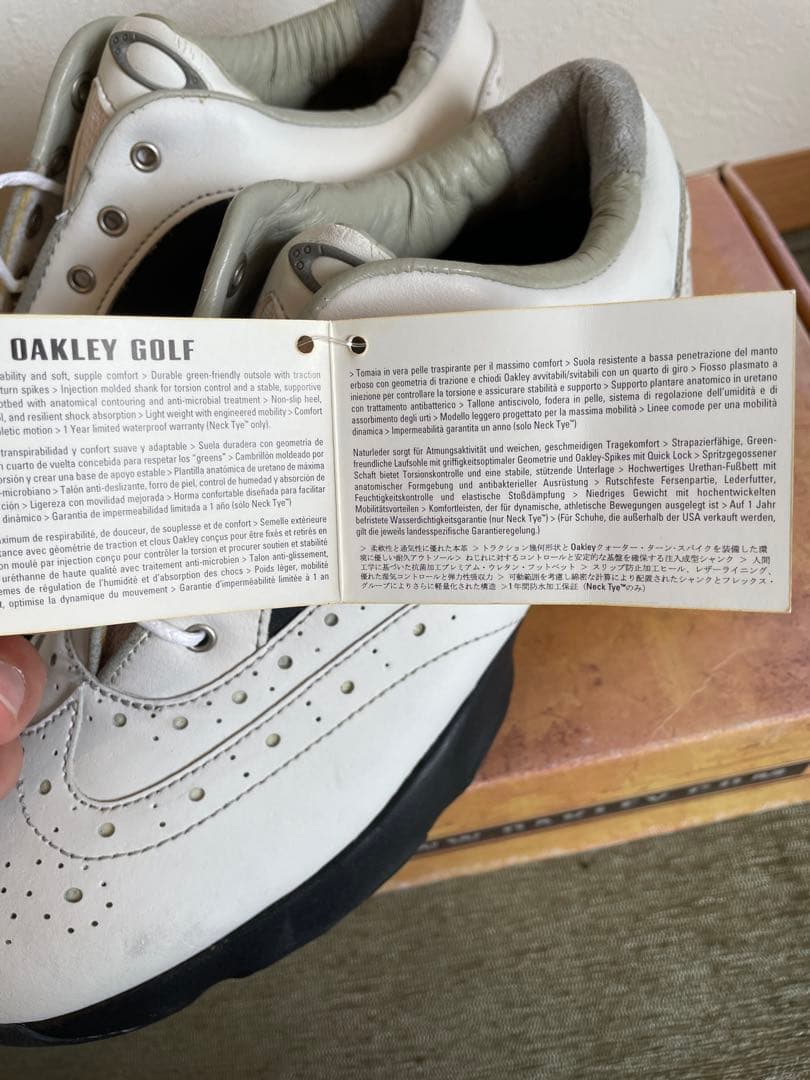 【新品】2002年製 OAKLEY ゴルフシューズ 25.5cm 白 箱付き