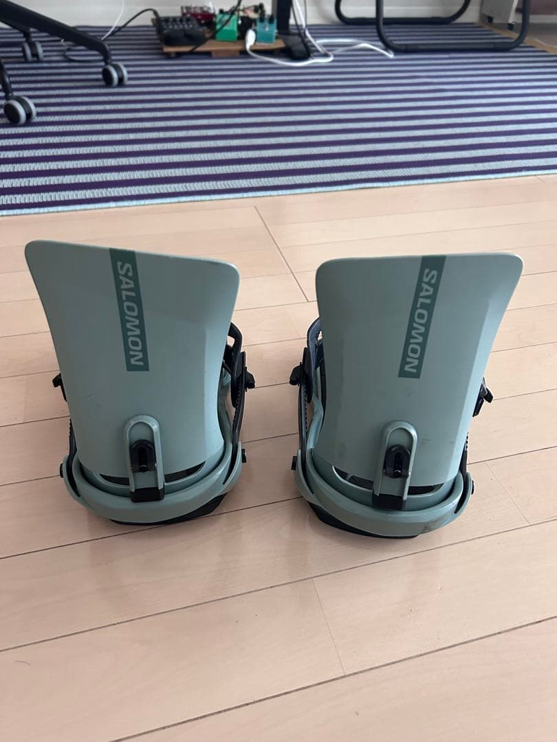 SALOMON リズム　rhythm M 22-23