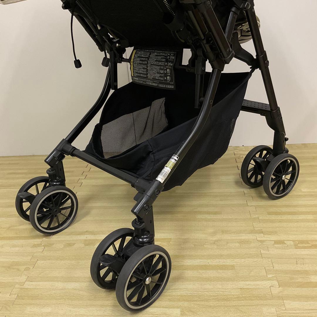 綺麗！コンビ メチャカルハンディ オート4キャス エッグショック コンパクト