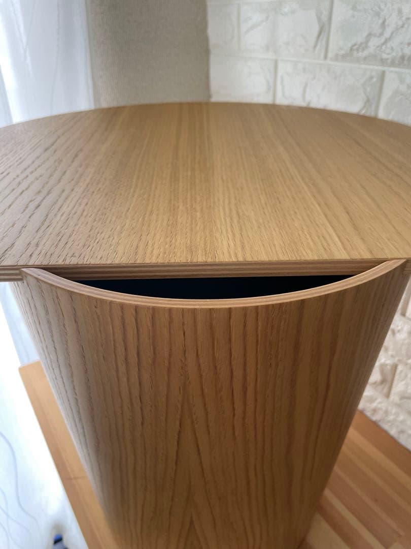 CRASSEVIG(クラスヴィッグ) Bias(バイアス) サイド丸テーブル