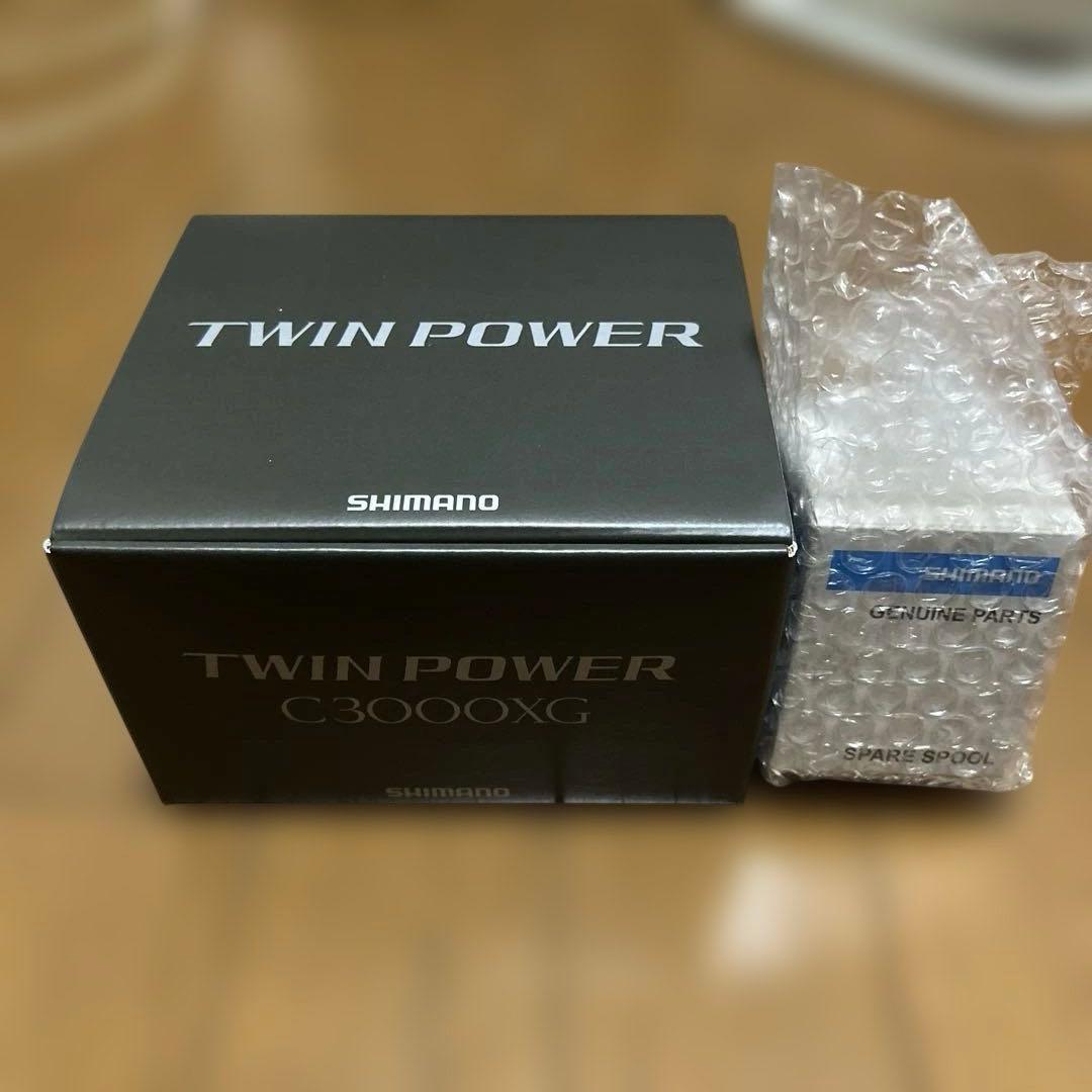 SHIMANO TWIN POWER C3000XG スピニングリール